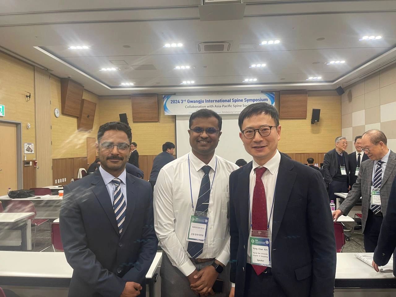 Overseas Idea Exchange, Korea – Global Collaboration in Spine Surgery loading=
