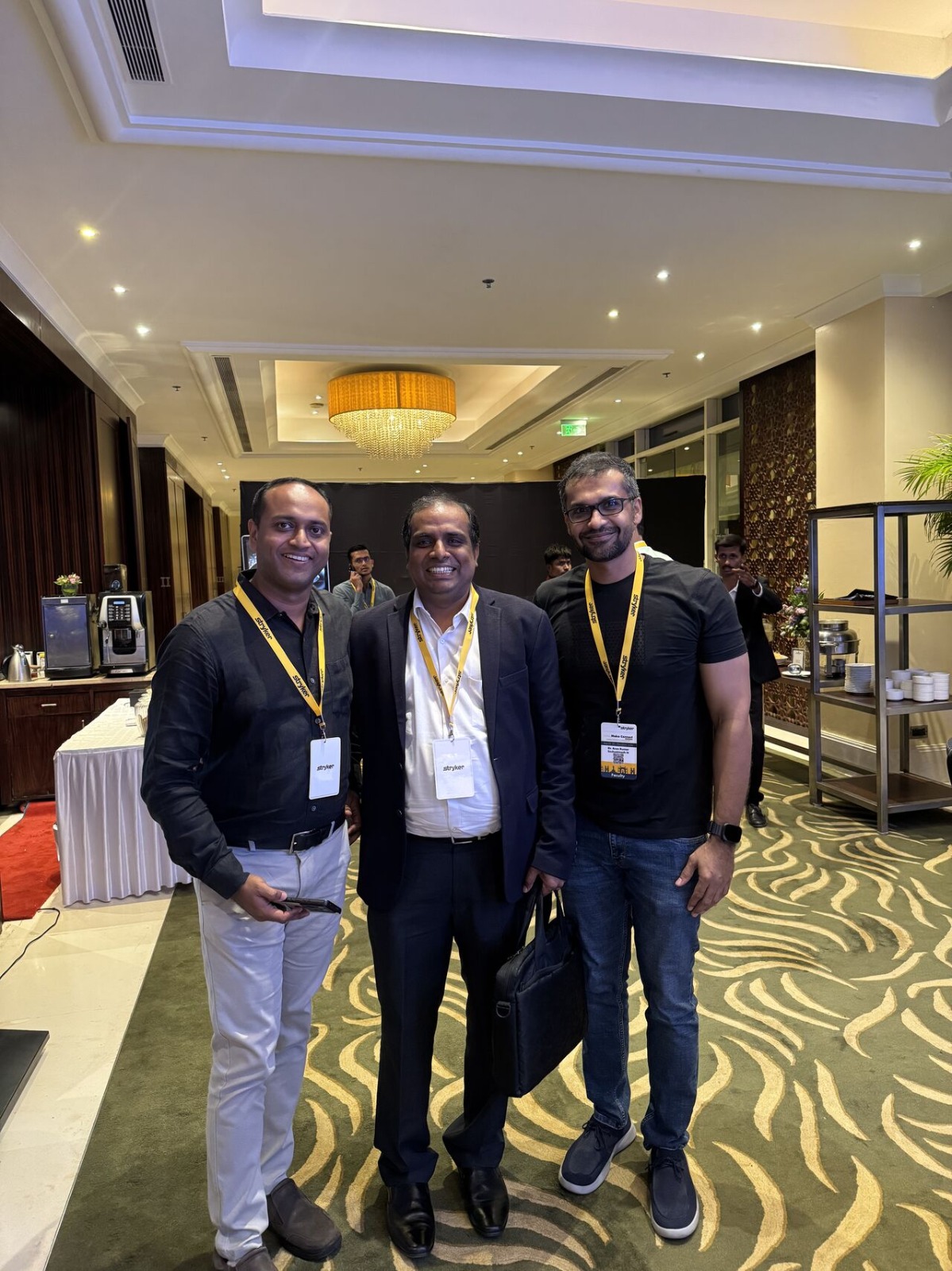 Mako Connect - Bangalore loading=