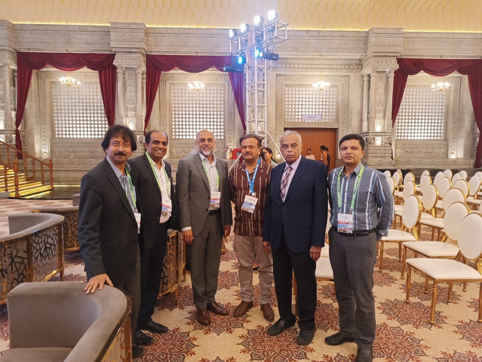 Presented revision Total Hip Replacement  loading=