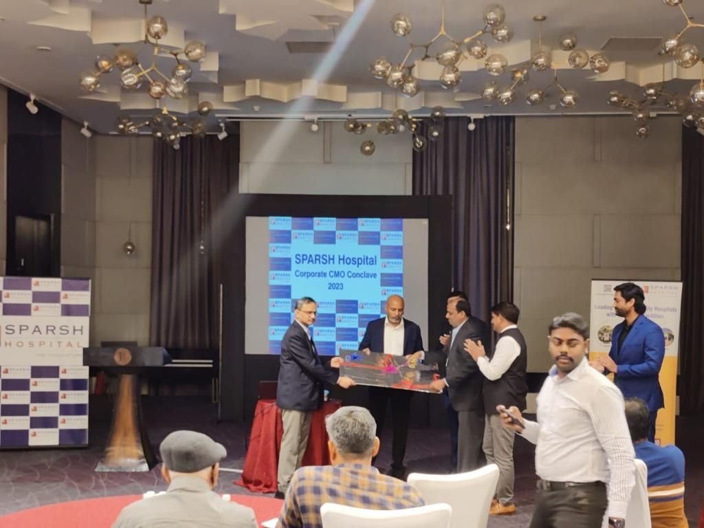 Corporate doctors conclave 2023 -Talk on Robotics in TKR loading=